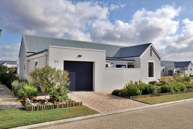 3 Bedroom Property for Sale in Stilbaai Wes Western Cape